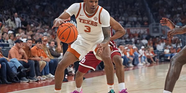 九游官网-德克萨斯大学大三侧翼将参加选秀大会，他是首轮签的有力竞争者？