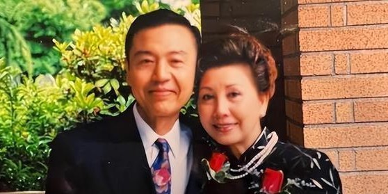 九游官网下载app下载-突传死讯！香港知名演员老公在家中离世，坐在轮椅上没了呼吸