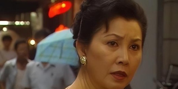 九游官网下载app下载-突传死讯！香港知名演员老公在家中离世，坐在轮椅上没了呼吸